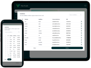 Captura de la plataforma The Truth mostrando la carga masiva de candidatos
